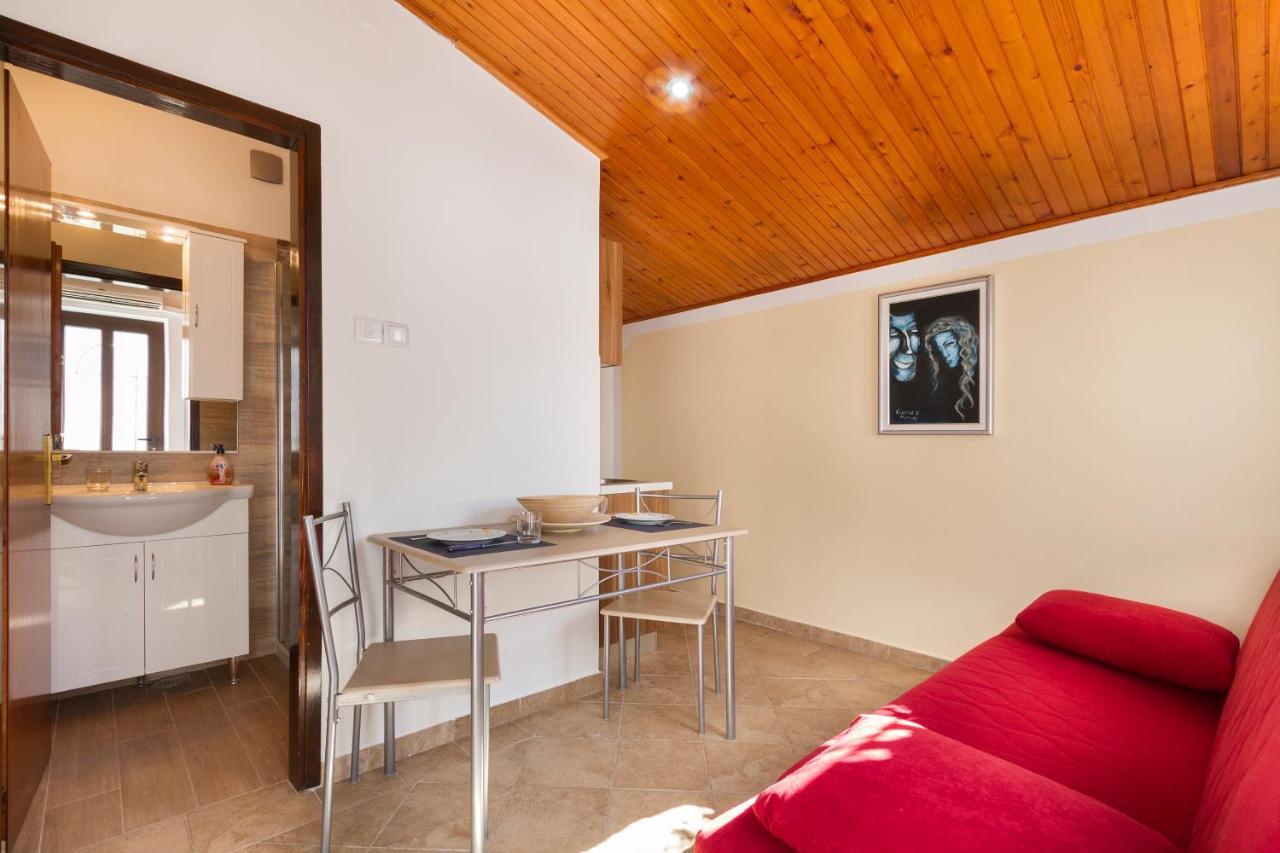 Weis Apartments Rovinj Luaran gambar