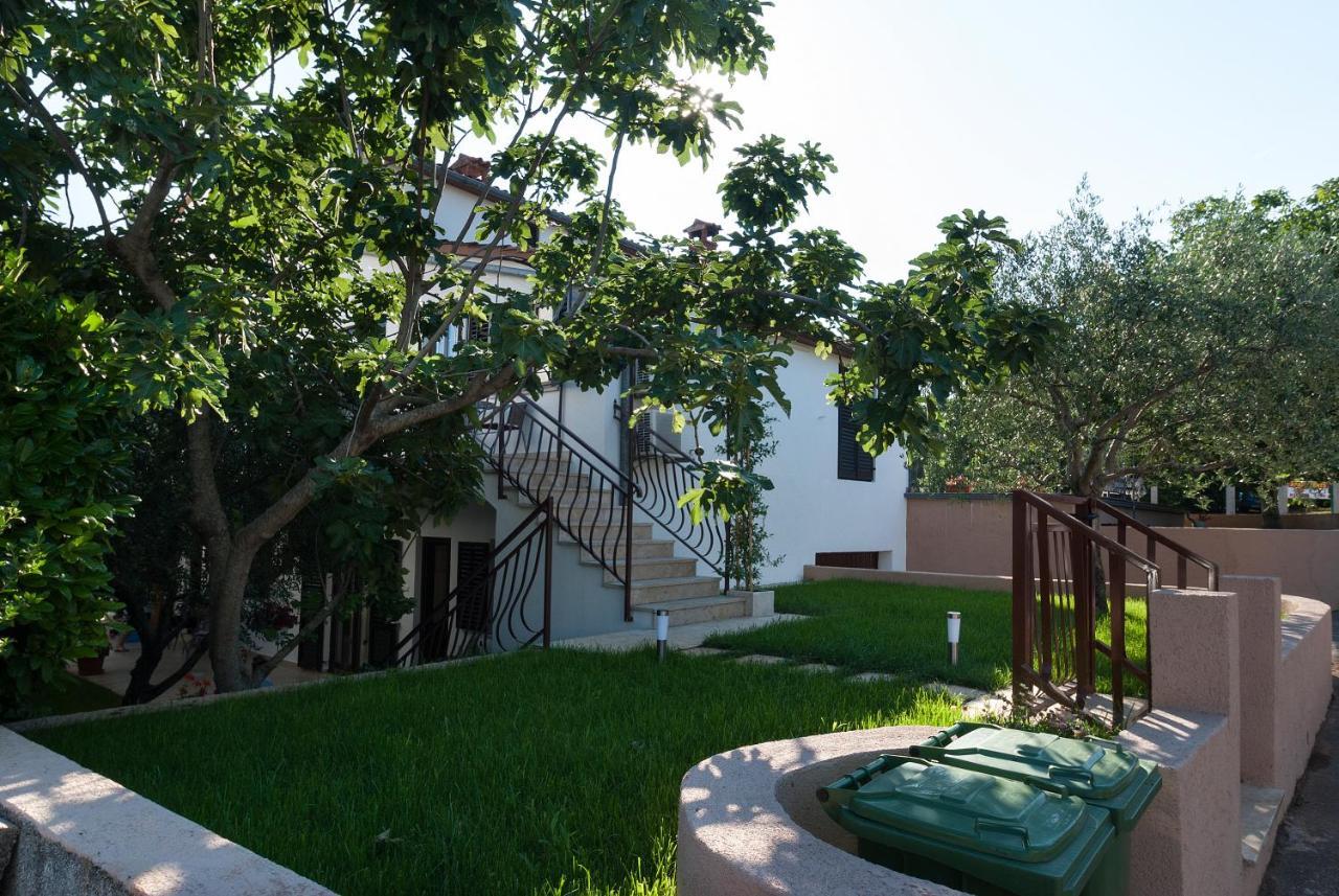 Weis Apartments Rovinj Bilik gambar