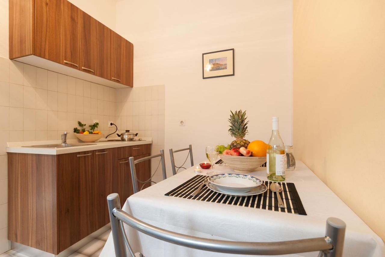 Weis Apartments Rovinj Bilik gambar
