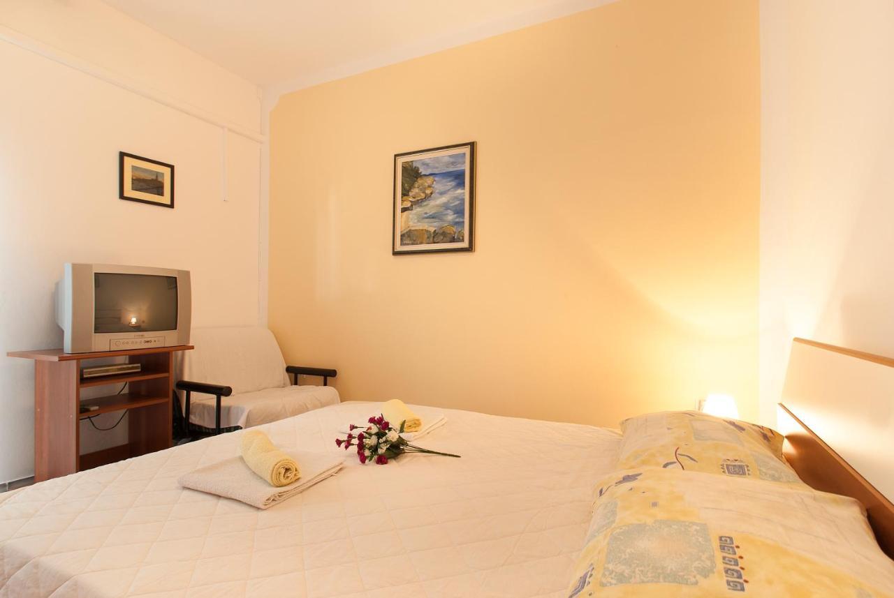 Weis Apartments Rovinj Bilik gambar