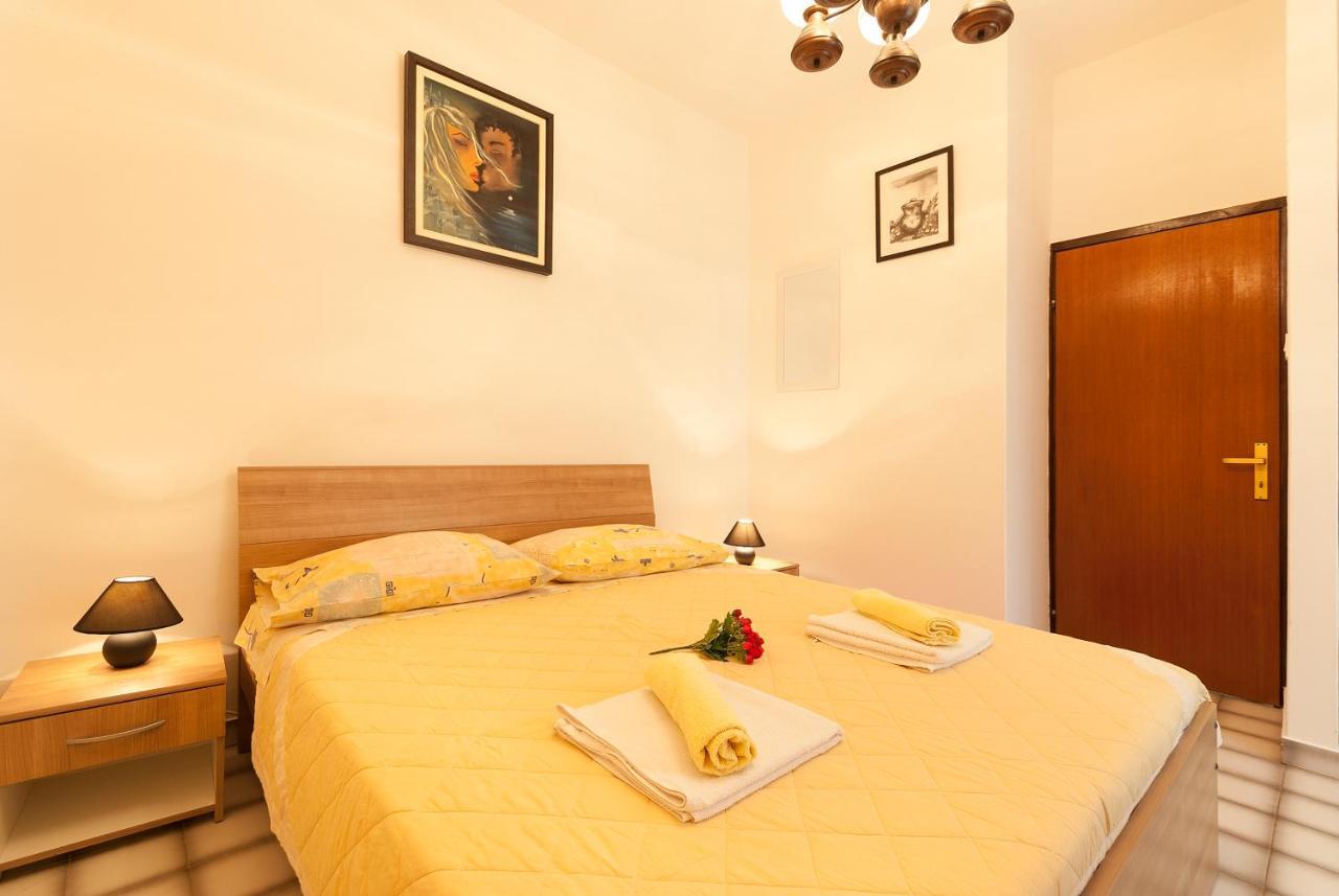 Weis Apartments Rovinj Bilik gambar