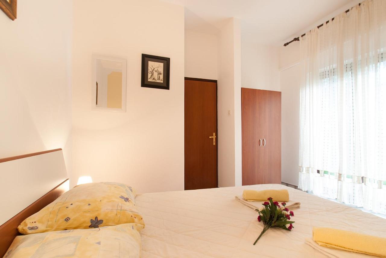 Weis Apartments Rovinj Bilik gambar